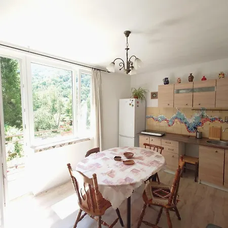 Art House Tufi * Bistrica ob Sotli