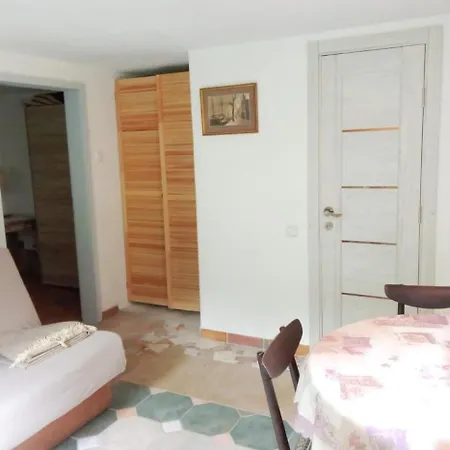 Art House Tufi Apartment Bistrica ob Sotli