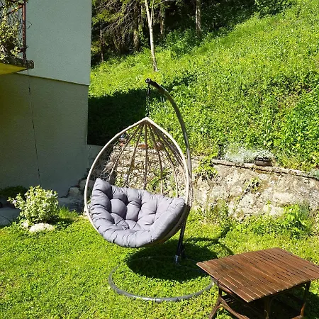 Apartament Art House Tufi